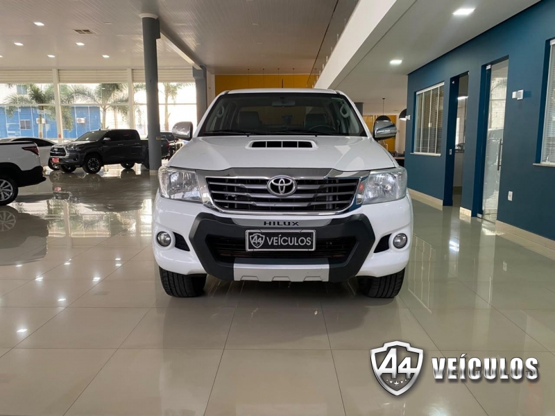 Hilux SRV - 2013/2014