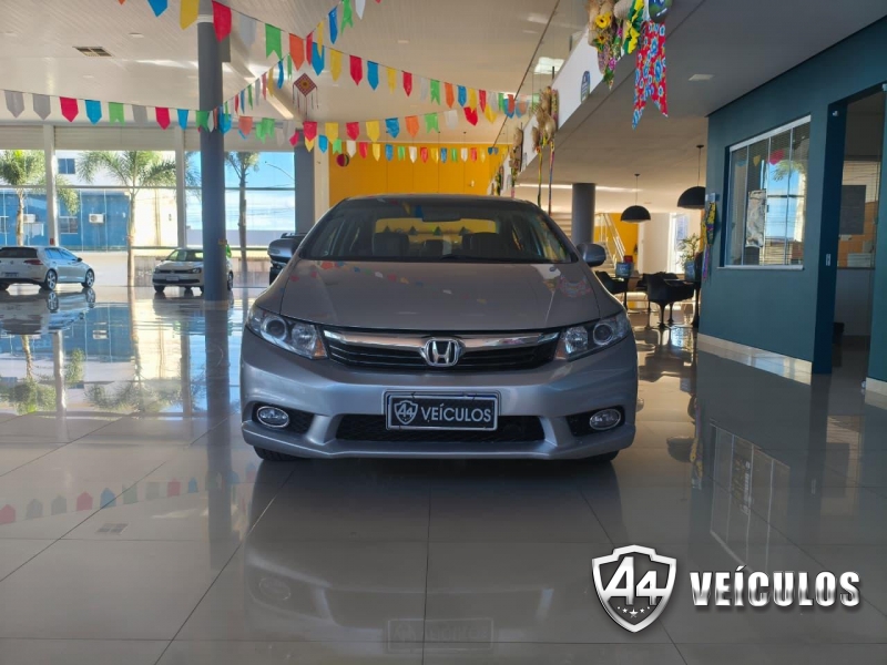 Civic LXR - 2013/2014